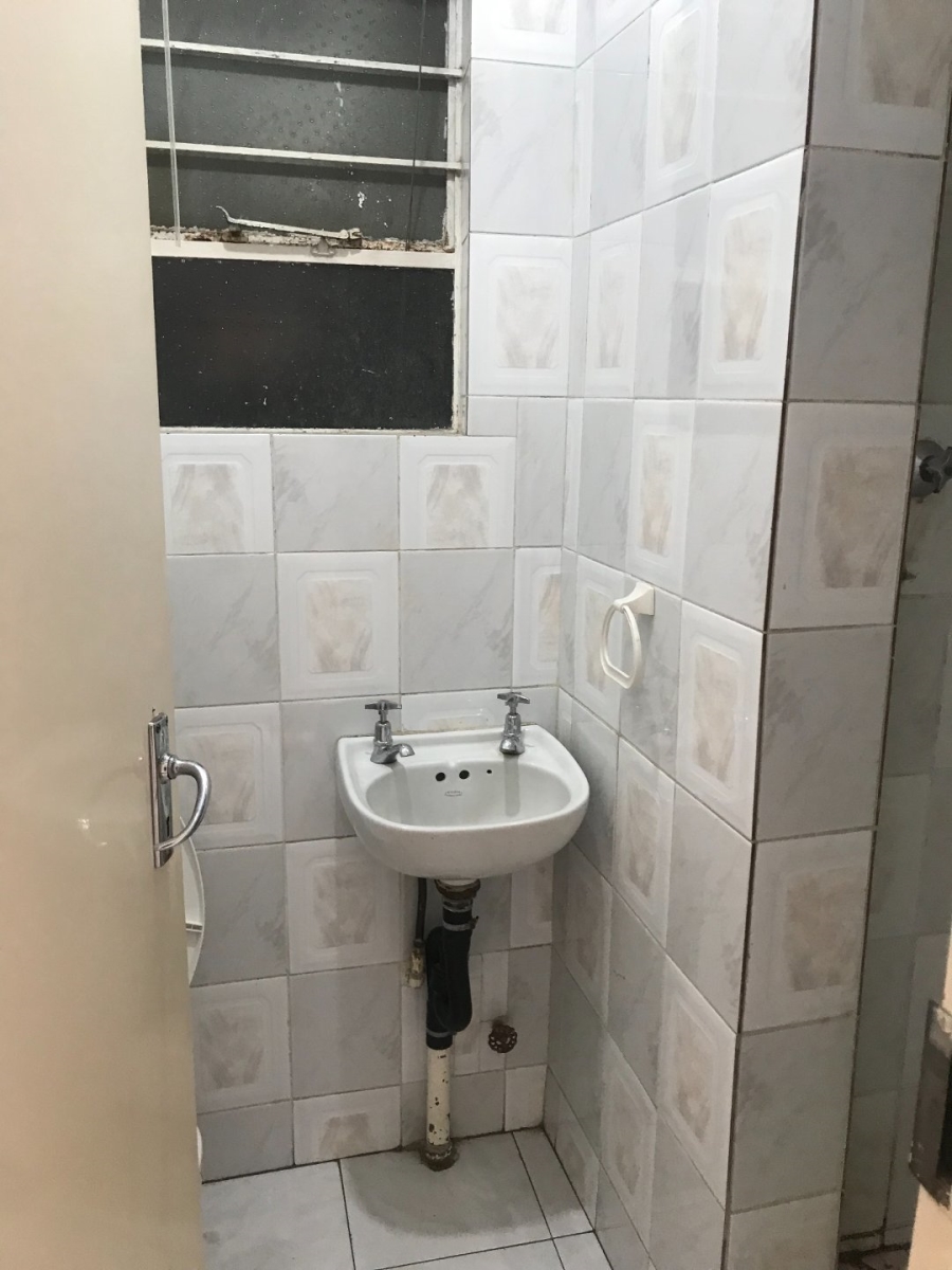 To Let 2 Bedroom Property for Rent in Savoy Estate Gauteng