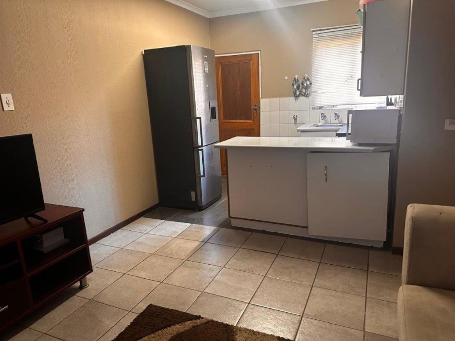 2 Bedroom Property for Sale in Restonvale A H Gauteng