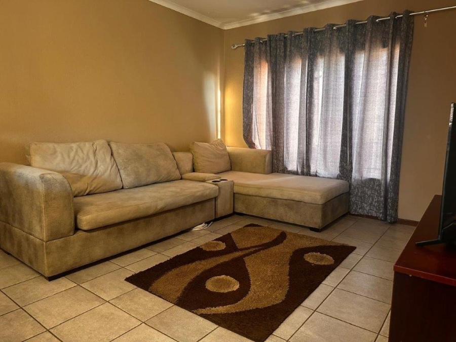 2 Bedroom Property for Sale in Restonvale A H Gauteng