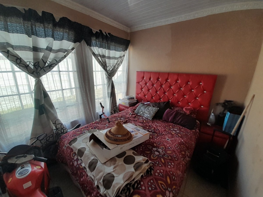 3 Bedroom Property for Sale in Rua Vista Gauteng