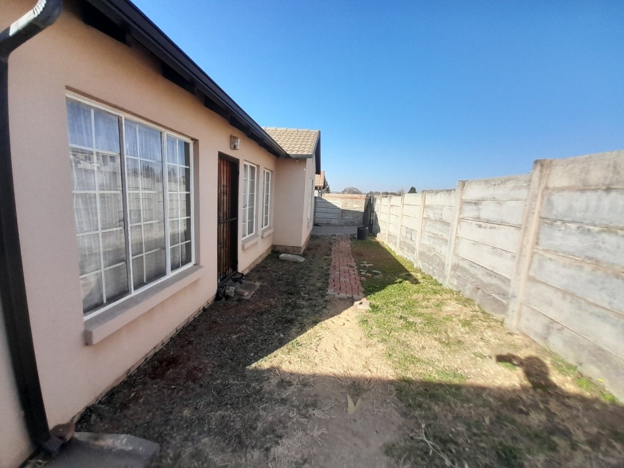 3 Bedroom Property for Sale in Rua Vista Gauteng