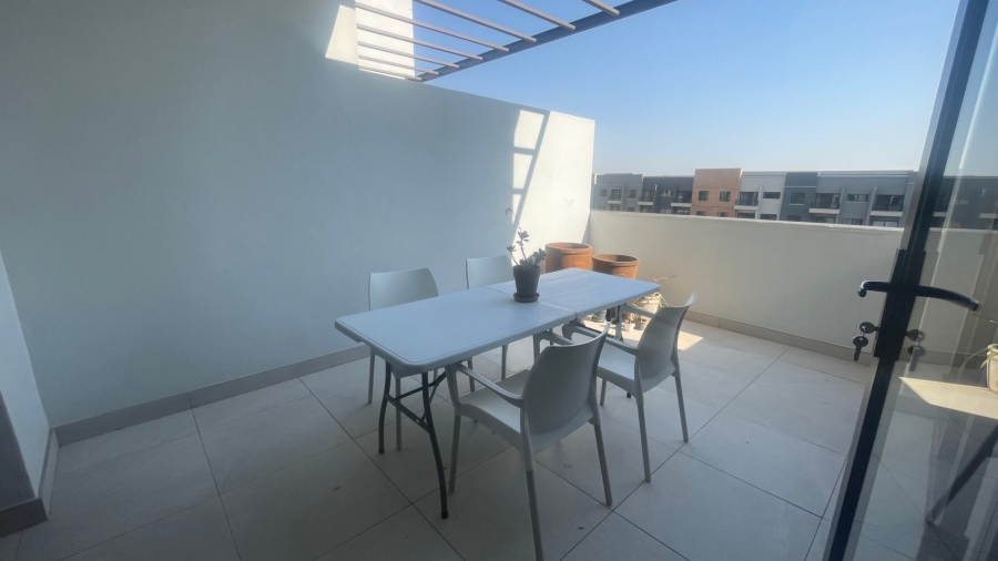 2 Bedroom Property for Sale in Nieuw Muckleneuk Gauteng