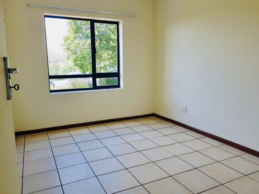 1 Bedroom Property for Sale in Jackal Creek Golf Estate Gauteng