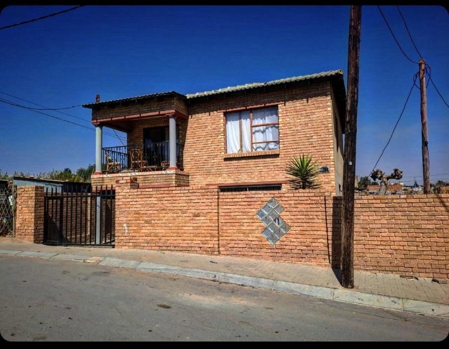 7 Bedroom Property for Sale in Diepsloot Gauteng