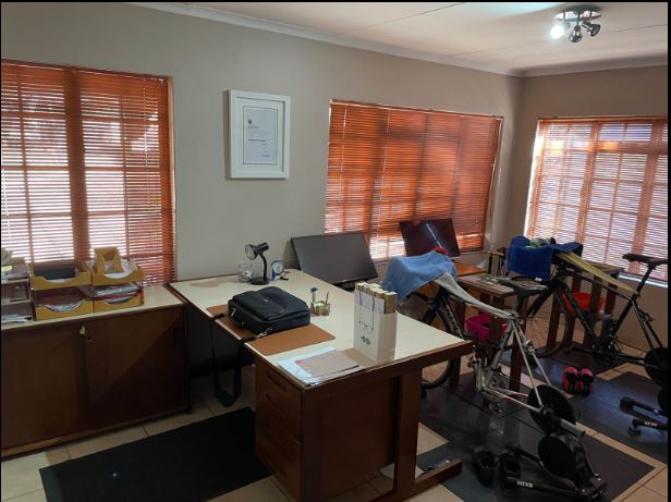 3 Bedroom Property for Sale in Eldoraigne Gauteng