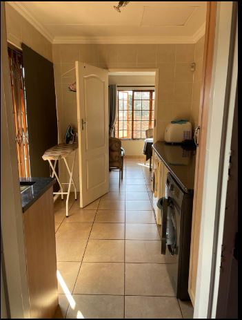 3 Bedroom Property for Sale in Eldoraigne Gauteng