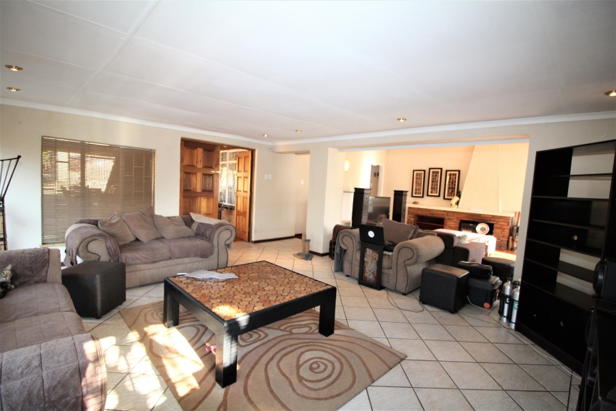 4 Bedroom Property for Sale in Valhalla Gauteng