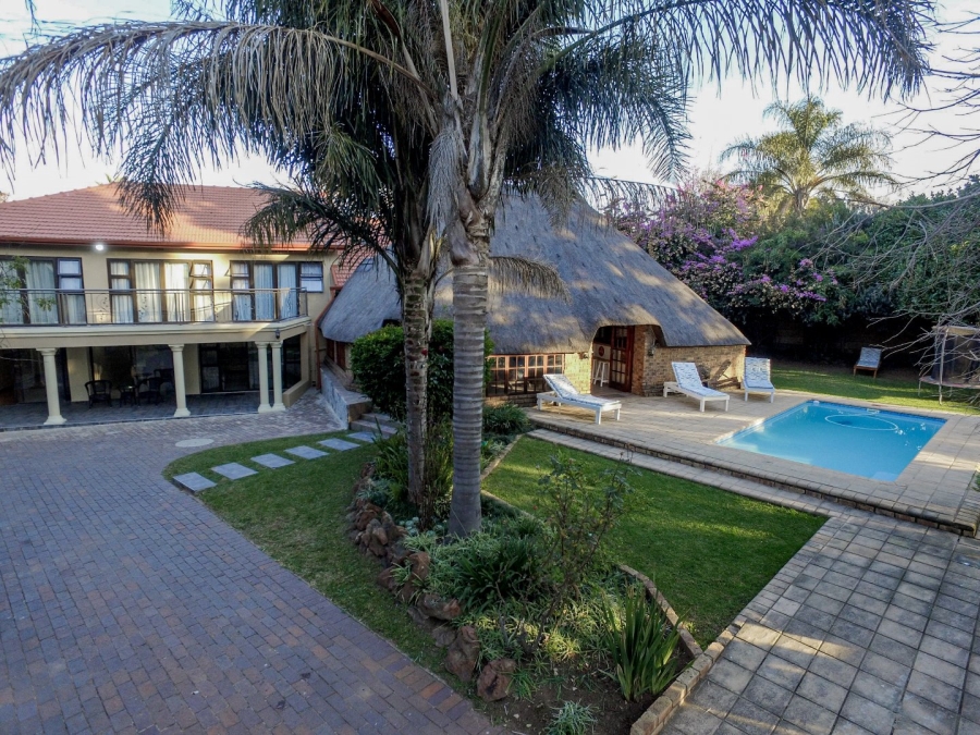 5 Bedroom Property for Sale in Aston Manor Gauteng