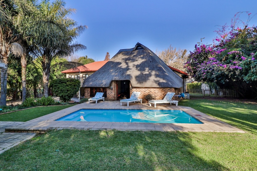 5 Bedroom Property for Sale in Aston Manor Gauteng