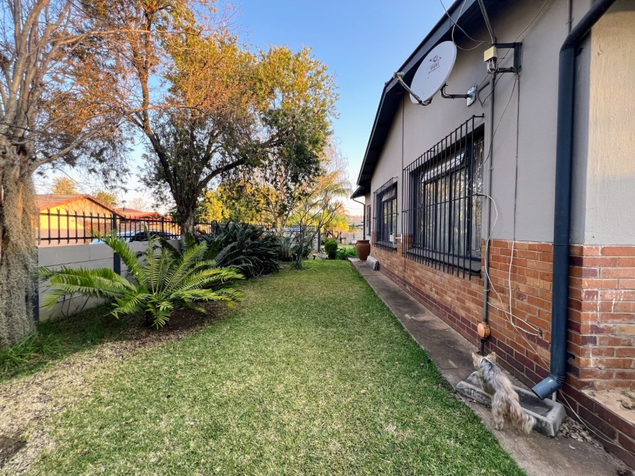 3 Bedroom Property for Sale in Villieria Gauteng