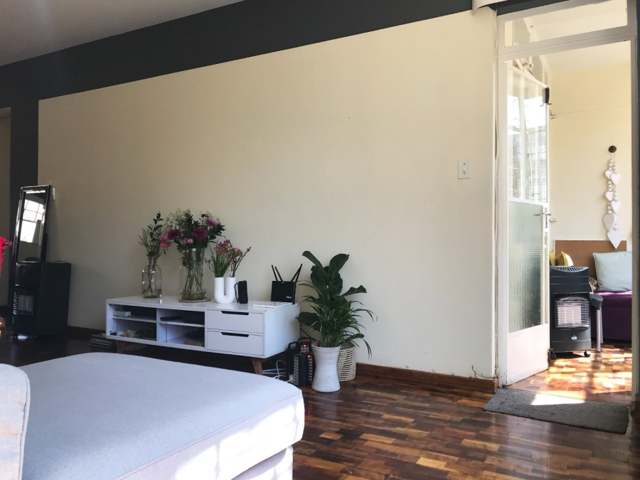 To Let 2 Bedroom Property for Rent in Illovo Gauteng