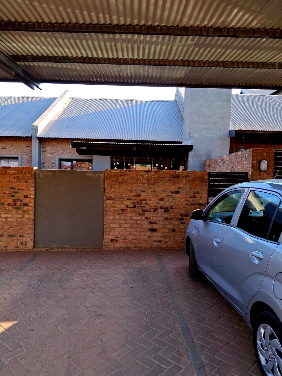 2 Bedroom Property for Sale in Pomona Gauteng