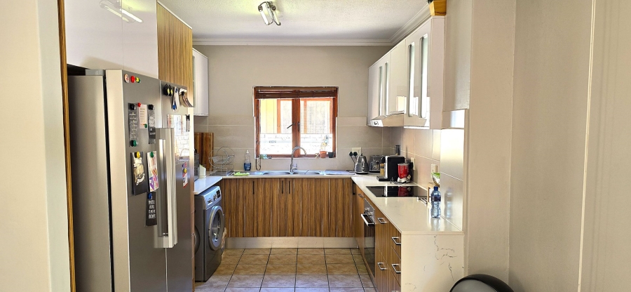 To Let 3 Bedroom Property for Rent in Carlswald North Estate Gauteng