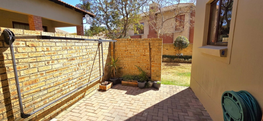 To Let 3 Bedroom Property for Rent in Carlswald North Estate Gauteng