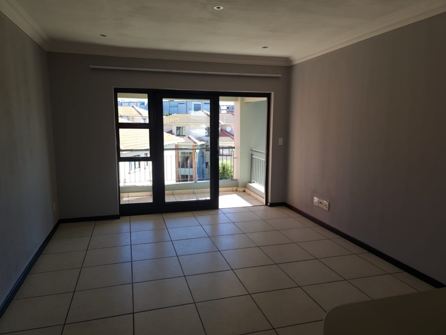 2 Bedroom Property for Sale in Greenstone Hill Gauteng