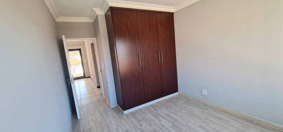 2 Bedroom Property for Sale in Greenstone Hill Gauteng