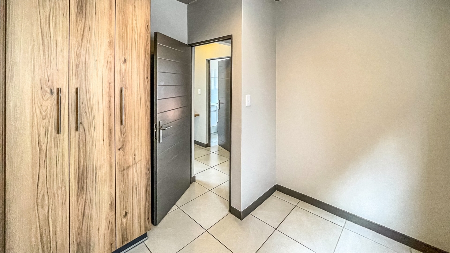 To Let 3 Bedroom Property for Rent in Riversands Gauteng