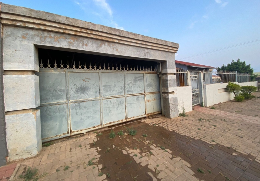 3 Bedroom Property for Sale in Mamelodi East Gauteng