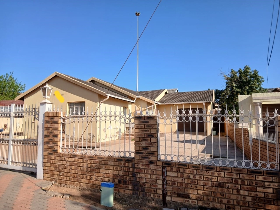 To Let 3 Bedroom Property for Rent in Soshanguve K Gauteng