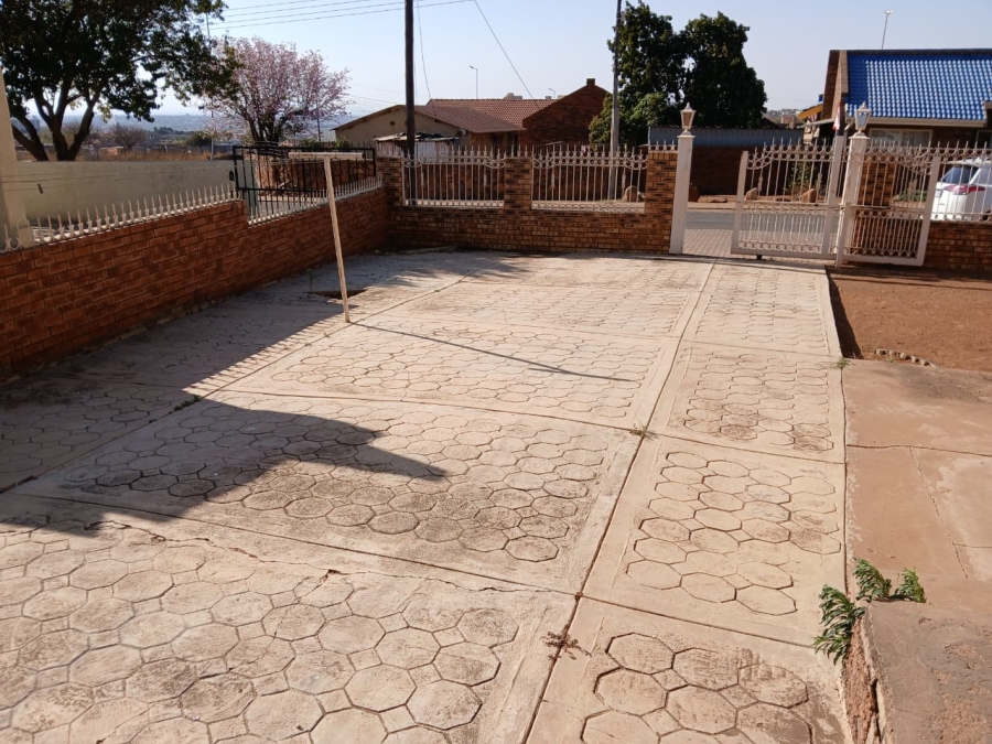 To Let 3 Bedroom Property for Rent in Soshanguve K Gauteng