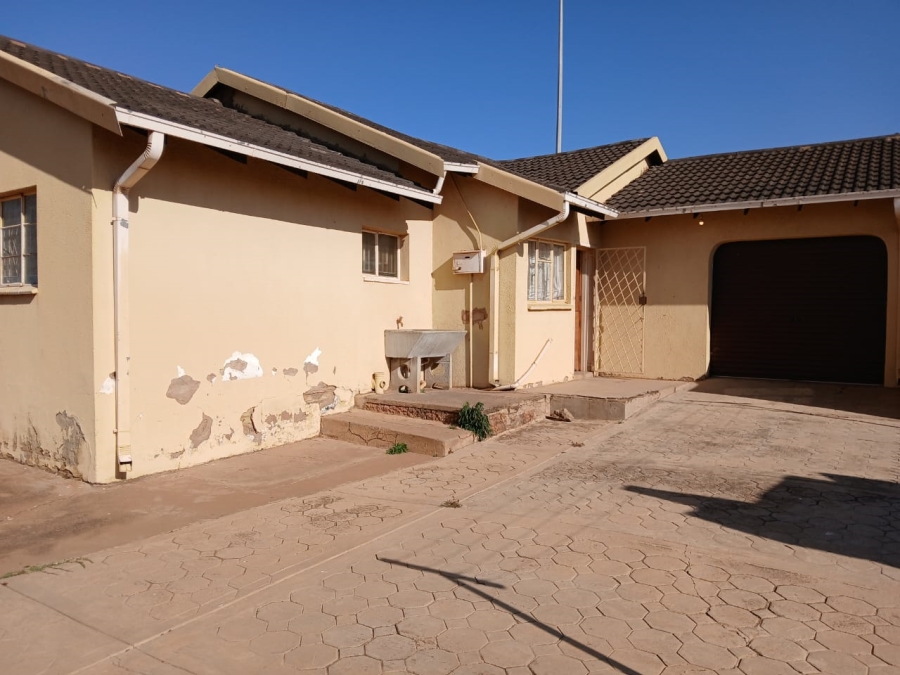 To Let 3 Bedroom Property for Rent in Soshanguve K Gauteng