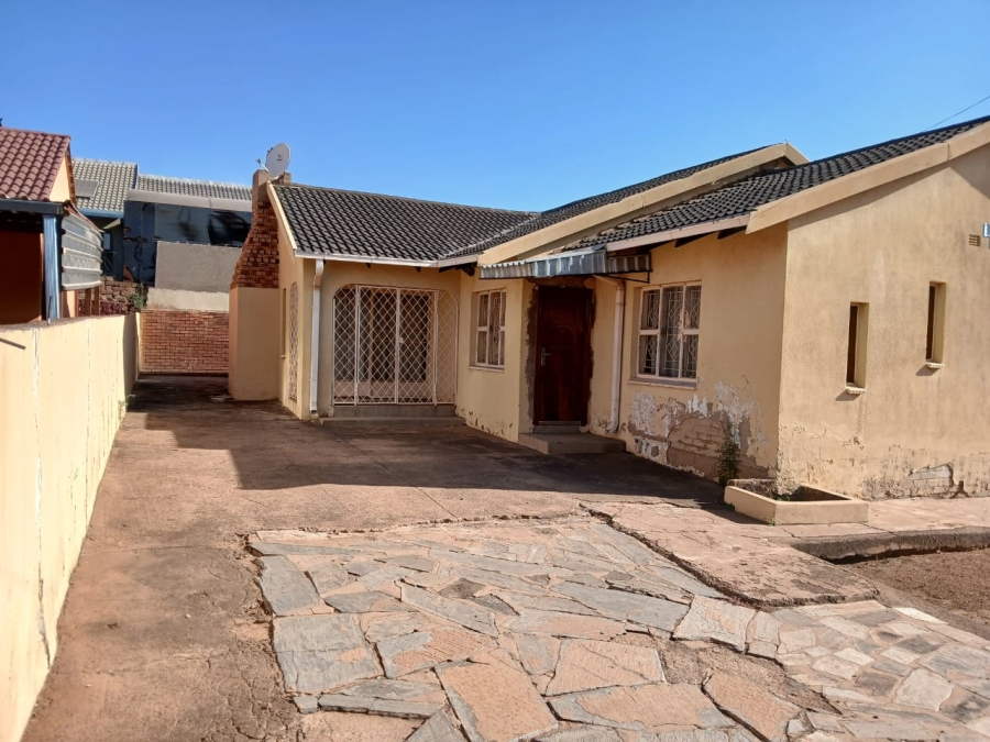 To Let 3 Bedroom Property for Rent in Soshanguve K Gauteng