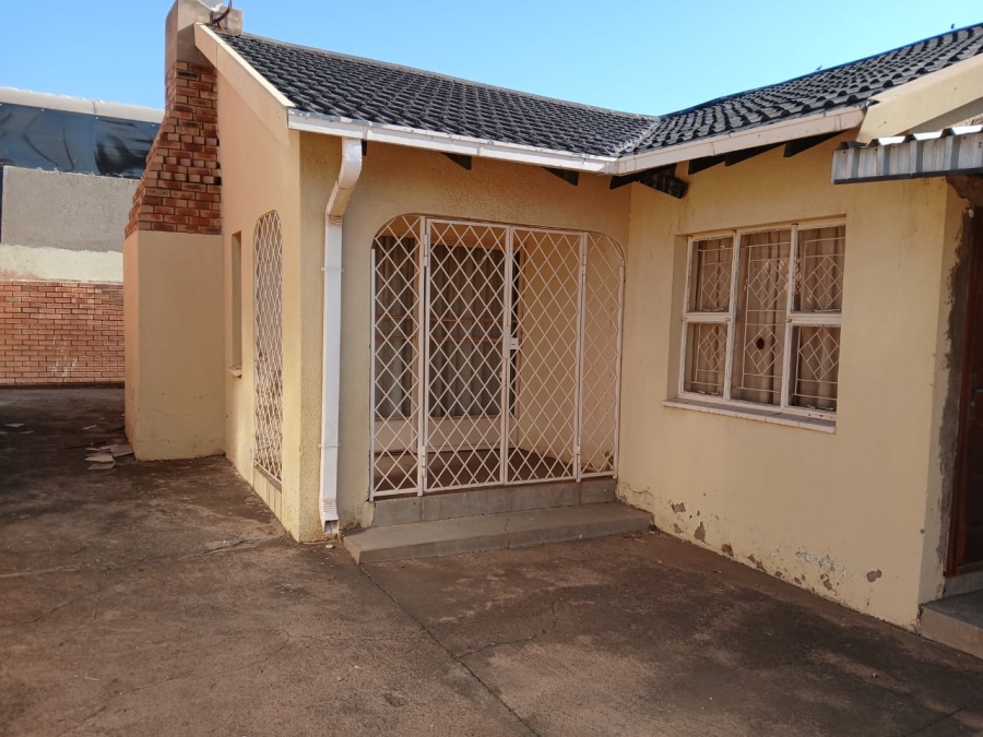 To Let 3 Bedroom Property for Rent in Soshanguve K Gauteng