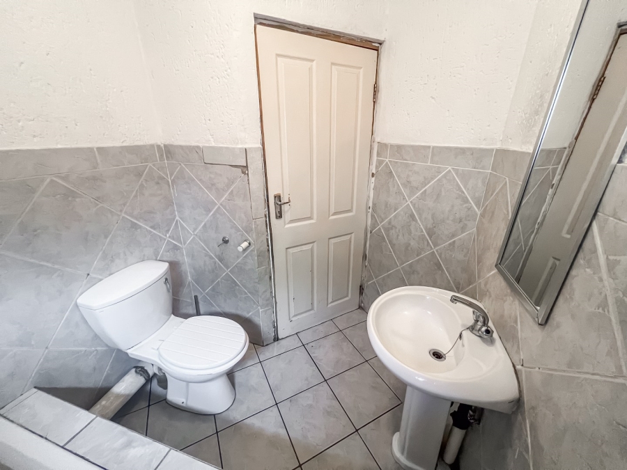 2 Bedroom Property for Sale in Winchester Hills Gauteng