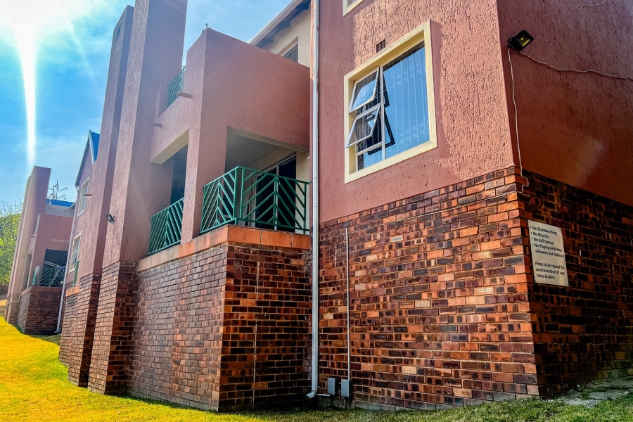 2 Bedroom Property for Sale in Winchester Hills Gauteng