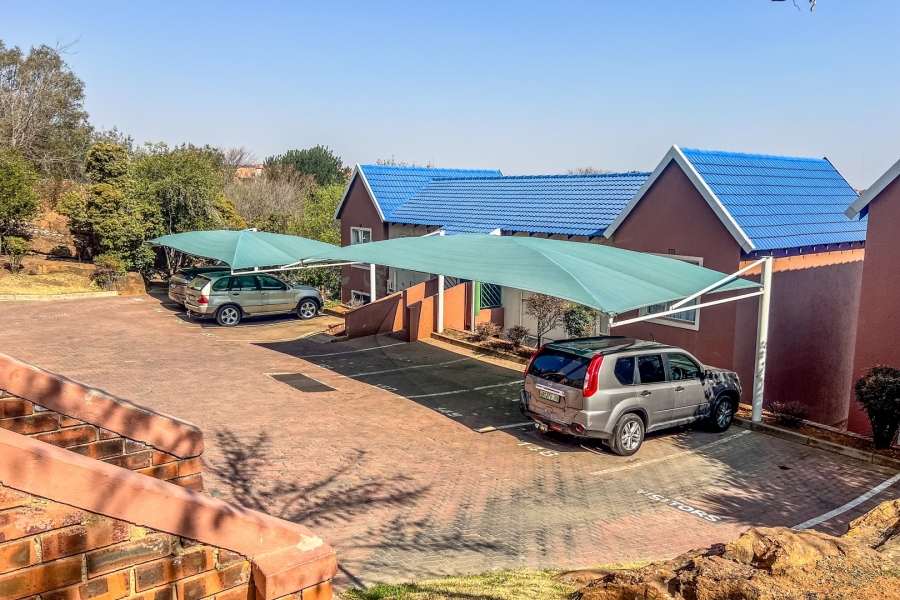 2 Bedroom Property for Sale in Winchester Hills Gauteng