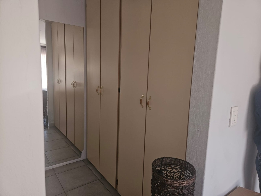 2 Bedroom Property for Sale in Eike Park Gauteng