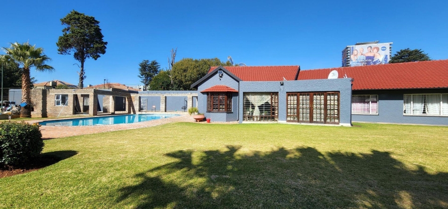 4 Bedroom Property for Sale in Bedfordview Gauteng