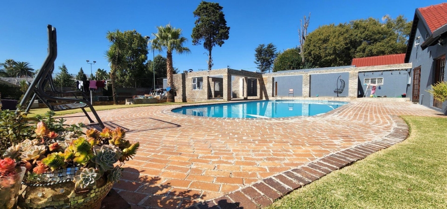 4 Bedroom Property for Sale in Bedfordview Gauteng