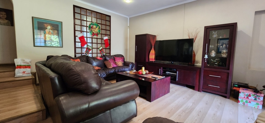 4 Bedroom Property for Sale in Verwoerdpark Gauteng