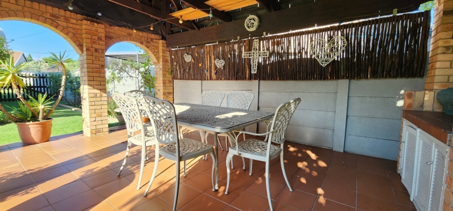 4 Bedroom Property for Sale in Verwoerdpark Gauteng