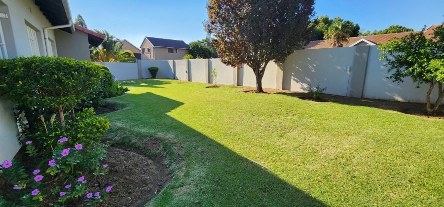 4 Bedroom Property for Sale in Verwoerdpark Gauteng