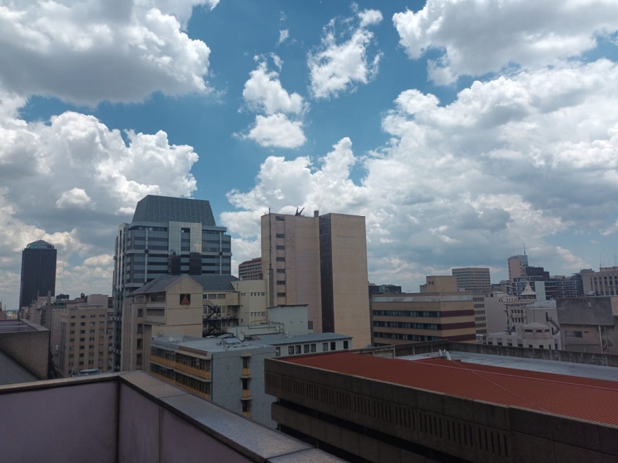 To Let 1 Bedroom Property for Rent in Marshalltown Gauteng