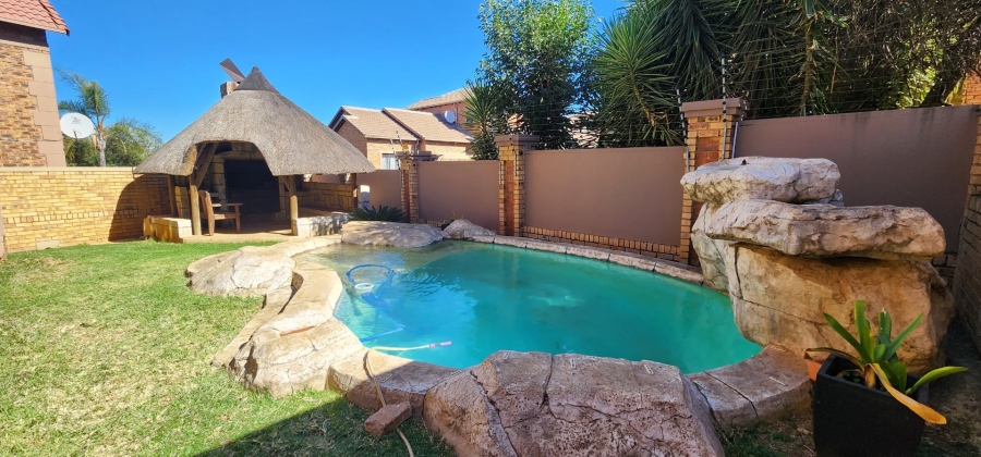 4 Bedroom Property for Sale in Meyersdal Nature Estate Gauteng