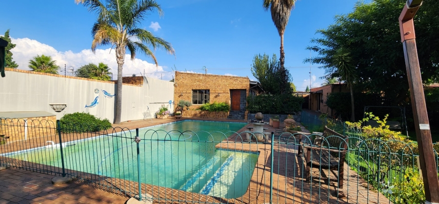 3 Bedroom Property for Sale in The Hill Gauteng