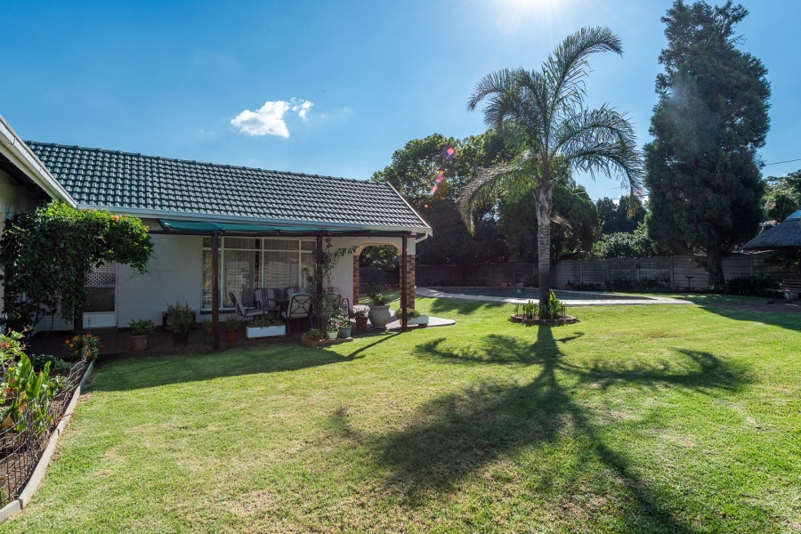 3 Bedroom Property for Sale in Brackendowns Gauteng