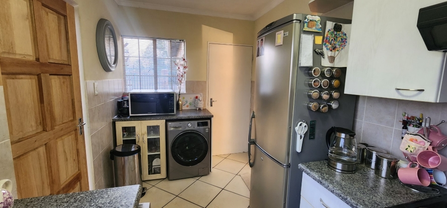 2 Bedroom Property for Sale in Elandspark Gauteng