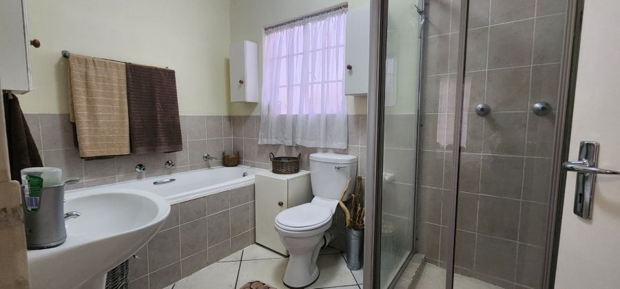 2 Bedroom Property for Sale in Elandspark Gauteng