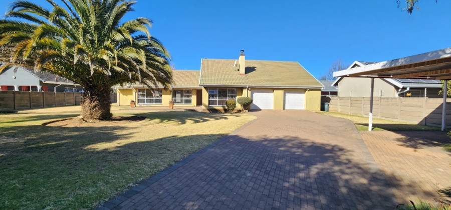 3 Bedroom Property for Sale in Brackenhurst Gauteng