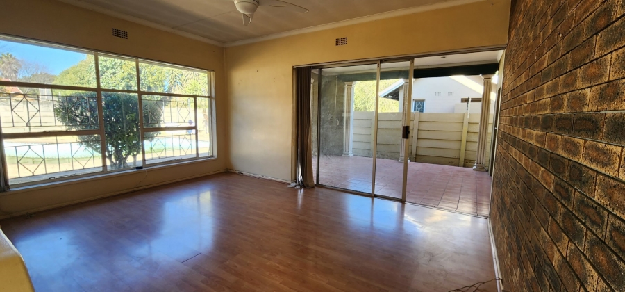 3 Bedroom Property for Sale in Brackenhurst Gauteng