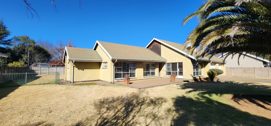 3 Bedroom Property for Sale in Brackenhurst Gauteng