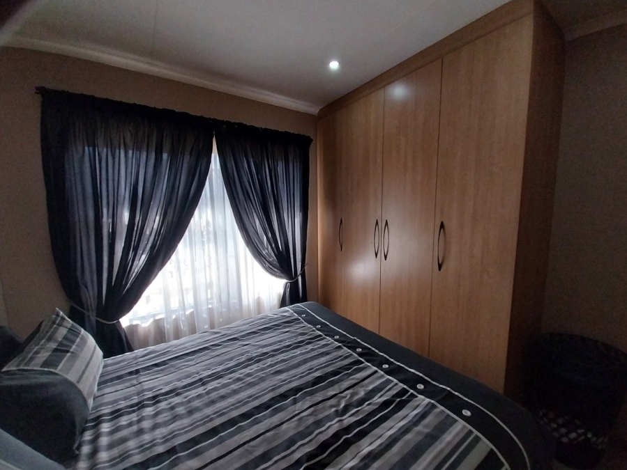 3 Bedroom Property for Sale in Kookrus Gauteng