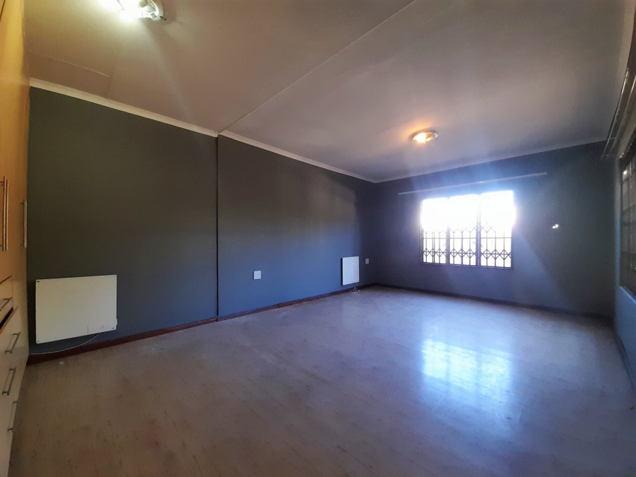 To Let 3 Bedroom Property for Rent in Kyalami Gauteng