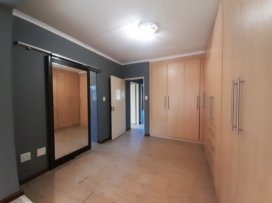 To Let 3 Bedroom Property for Rent in Kyalami Gauteng