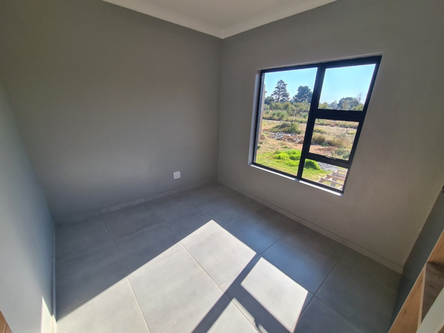 3 Bedroom Property for Sale in Bonaero Park Gauteng