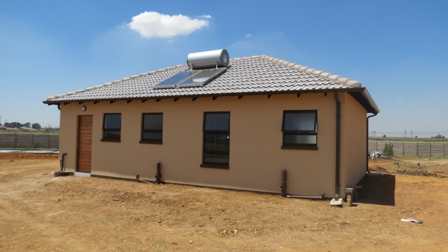 3 Bedroom Property for Sale in Lenasia South Gauteng